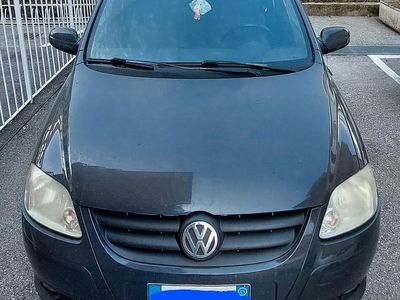 Usata VW Fox 54 CV (39 kW) 2005 Grigio Utilitaria