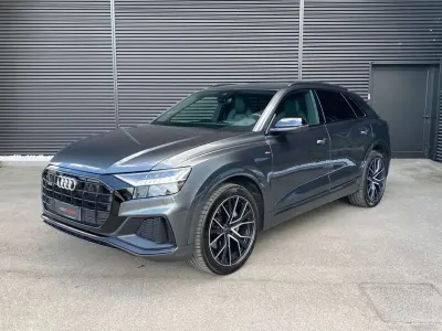 Usata Audi Q8 S-Line 286 CV (210 kW) 2023 Grigio SUV