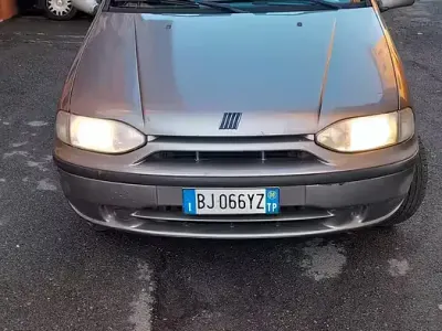 Usata Fiat Palio 73 CV (53 kW) 2000 Grigio Station wagon