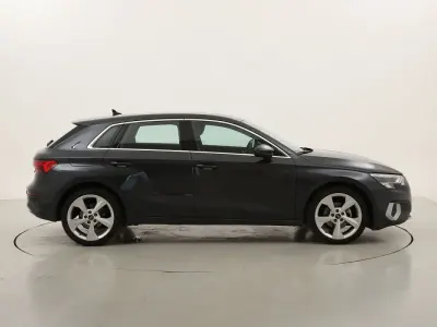 Usata Audi A3 Advanced 110 CV (80 kW) 2023 Grigiogrigio Berlina
