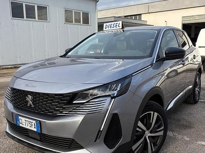 Usata Peugeot 3008 131 CV (96 kW) 2022 SUV