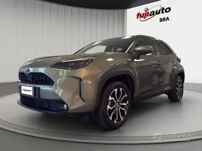 Usata Toyota Yaris Cross Trend 116 CV (85 kW) 2022 Oxide bronze SUV