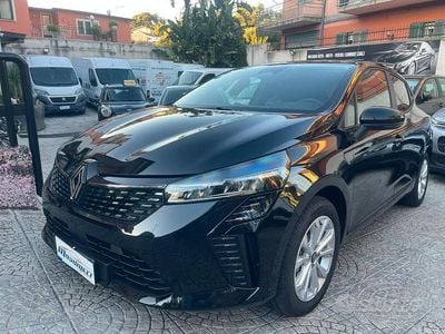 Nuova Renault Clio V Techno 90 CV (66 kW) 2025 Nero Berlina