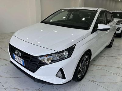 Usata Hyundai i20 84 CV (61 kW) 2022 Bianco Utilitaria