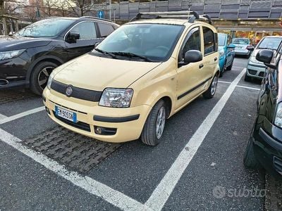 Usata Fiat Panda 70 CV (51 kW) 2012 Giallo Utilitaria