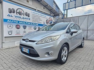 Usata Ford Fiesta 60 CV (44 kW) 2009 Argento Utilitaria
