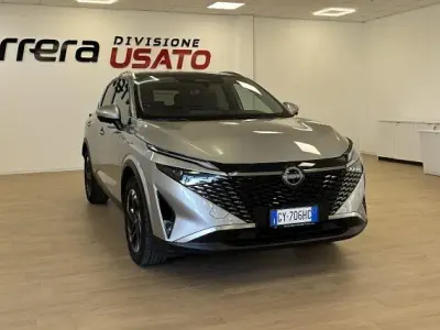Usata Nissan Qashqai N-Connecta 140 CV (102 kW) 2025 Grigio SUV
