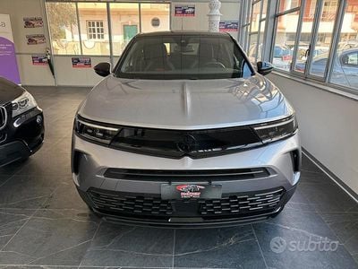 Usata Opel Mokka 136 CV (100 kW) 2025 Argento SUV