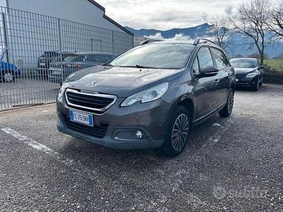 Usata Peugeot 2008 Allure 81 CV (59 kW) 2016 Grigio SUV
