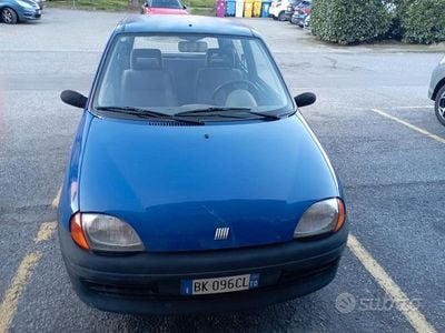 Usata Fiat 600 2000 Blu Berlina