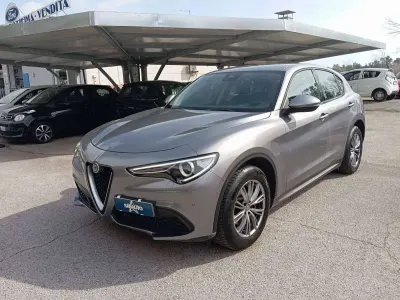 Usata Alfa Romeo Stelvio Business 190 CV (139 kW) 2021 Grigio SUV