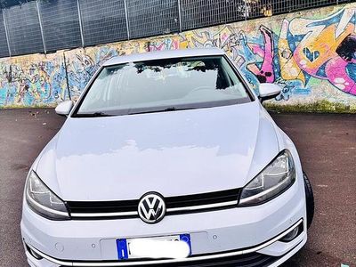 Usata VW Golf VII Business 116 CV (85 kW) 2018 Grigio Berlina
