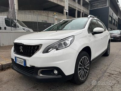 Usata Peugeot 2008 82 CV (60 kW) 2019 Bianco SUV