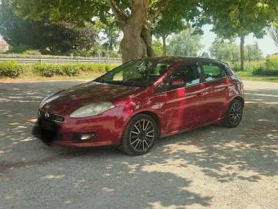 Usata Fiat Bravo Dynamic 120 CV (88 kW) 2007 Utilitaria