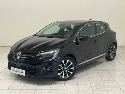 Usata Renault Clio V Business 140 CV (102 kW) 2021 Nero Berlina