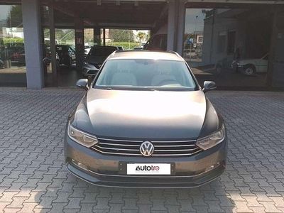 Usata VW Passat Highline 150 CV (110 kW) 2015 Grigio Station wagon