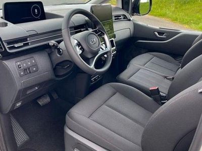 Usata Hyundai Staria Trend 177 CV (130 kW) 2024 Bianco Monovolume