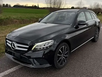 Second-hand Mercedes C220 Business 194 CP (142 kW) 2019 Negru Break