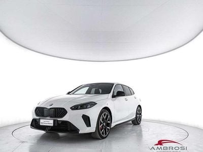 Ny BMW 118 M Sport 150 HK (110 kW) 2026 Vit Halvkombi