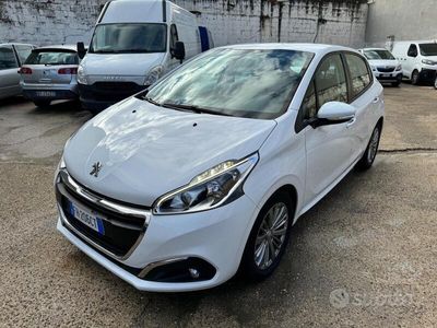 usata Peugeot 208 BlueHDi 75 5 porte Active