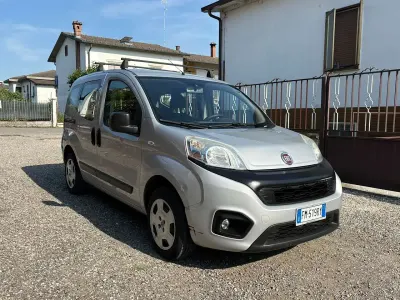 Usata Fiat Qubo Easy 69 CV (50 kW) 2018 Grigio Monovolume