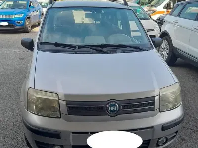Usata Fiat Panda Dynamic 60 CV (44 kW) 2004 Grigio Utilitaria