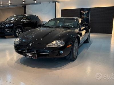 Usata Jaguar XK8 284 CV (208 kW) 1998 Nero Coupé