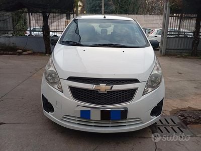 Usata Chevrolet Spark LS 67 CV (49 kW) 2010 Bianco Utilitaria