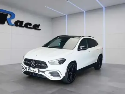 Usata Mercedes GLA200 Premium 163 CV (119 kW) 2025 Bianco SUV