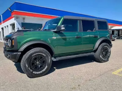 Usata Ford Bronco Wildtrack 334 CV (245 kW) 2023 Emerald green SUV