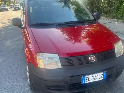 Usata Fiat Panda 37 CV (27 kW) 2011 Utilitaria