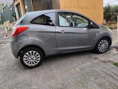 Usata Ford Ka 75 CV (55 kW) 2012 Grigio Utilitaria