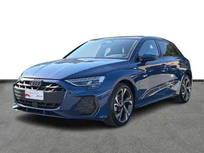 Nuova Audi A3 S-Line 150 CV (110 kW) 2026 Blu ascari metallizzato Berlina