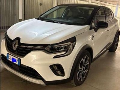 Usata Renault Captur Intens 94 CV (69 kW) 2021 Bianco SUV