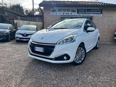 Bianco Usata 2018 Peugeot 208 Utilitaria | 8500 € (Ottimo prezzo)