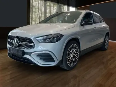 Usata Mercedes GLA200 AMG Line Premium 150 CV (110 kW) 2025 Grigio SUV