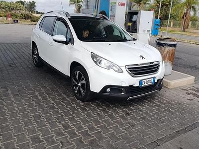 Usata Peugeot 2008 115 CV (84 kW) 2014 Bianco SUV