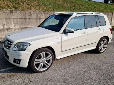 Usata Mercedes GLK320 AMG Edition 1 224 CV (164 kW) 2009 Bianco SUV