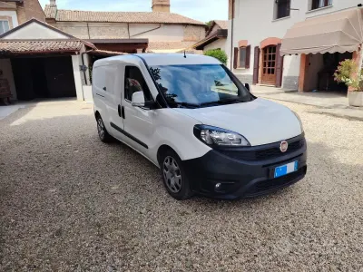 Usata Fiat Doblò 120 CV (88 kW) 2018 Bianco Monovolume
