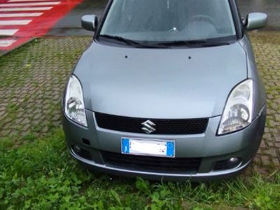 usata Suzuki Swift 1.3 Benz GPL 5 p