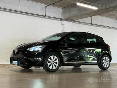 Usata Renault Clio V Intens 86 CV (63 kW) 2020 Nero Berlina