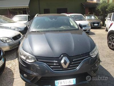 Usata Renault Mégane GrandTour Zen 110 CV (80 kW) 2017 Blu Station wagon