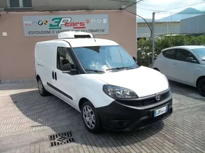 Usata Fiat Doblò Lounge 105 CV (77 kW) 2021 Bianco Monovolume