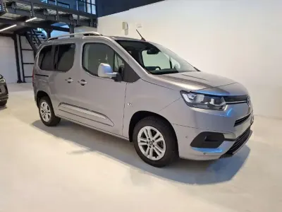 Usata Toyota Proace Verso City 102 CV (75 kW) 2021 Argento Station wagon
