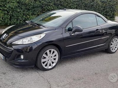 Nero Usata 2010 Peugeot 207 CC Cabrio | 6500 € (Molto cara)