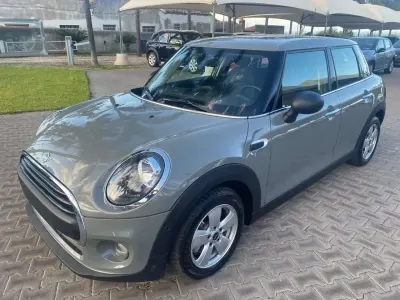 Usata Mini One D Business 95 CV (69 kW) 2018 Grigio Utilitaria
