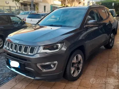 Occasion Jeep Compass Limited 120 ch (88 kW) 2020 Gris SUV