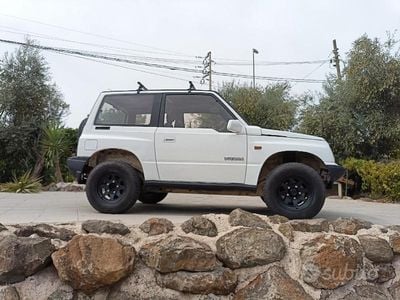 Usata Suzuki Vitara 79 CV (58 kW) 1992 Bianco SUV