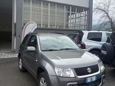 Second-hand Suzuki Grand Vitara 129 CP (94 kW) 2007 Gri SUV