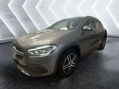 Usata Mercedes GLA180 116 CV (85 kW) 2022 Grigio SUV